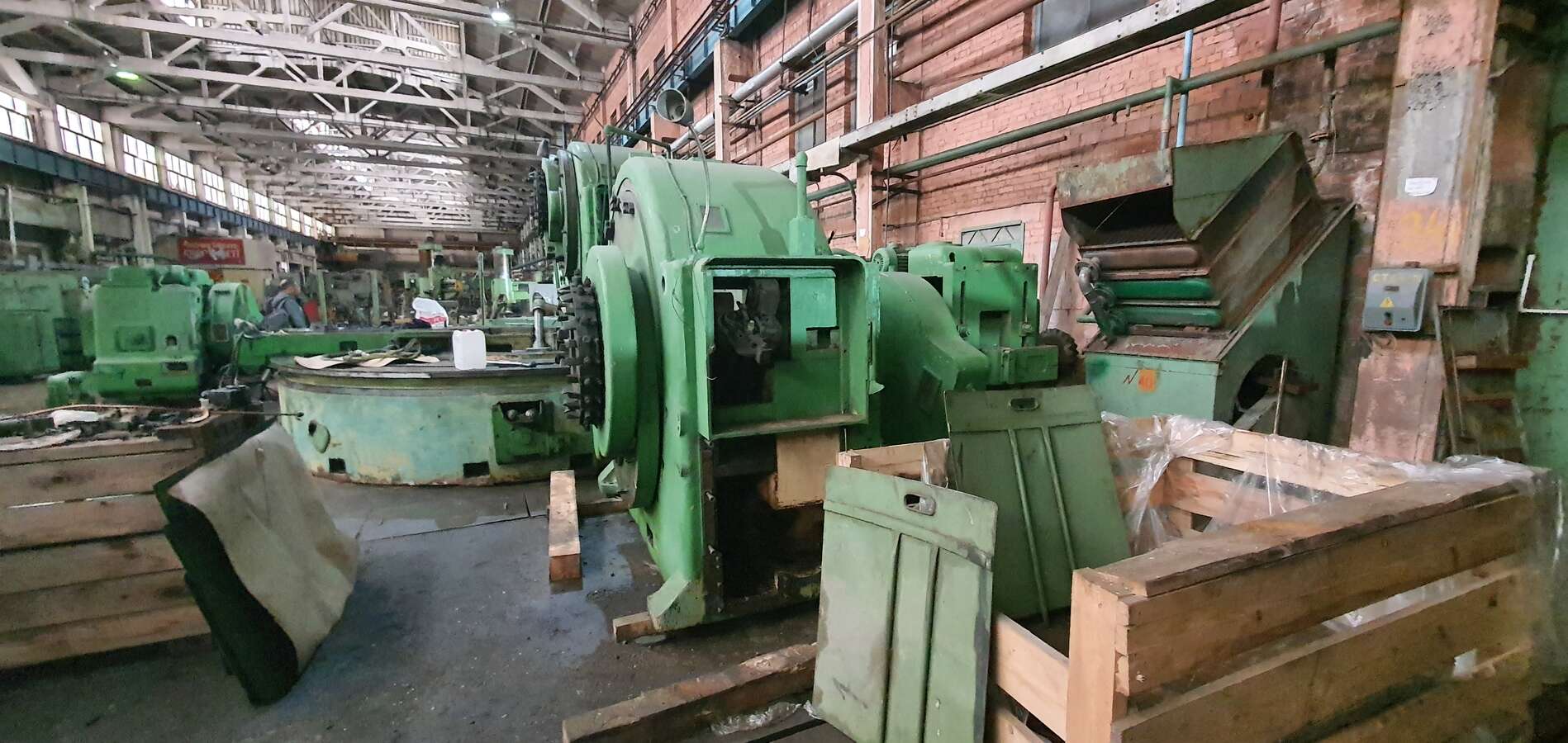 Зуборезный полуавтомат для конических колес 5А284