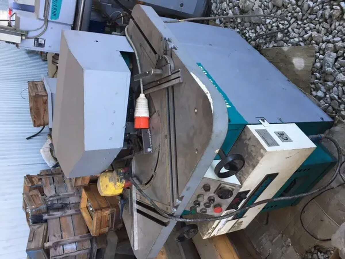 Станок угловысечной INDUMASCH VA 200/6