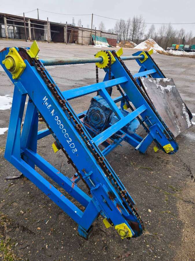 Пристаночное оборудование (бревностаска, перегружатель)