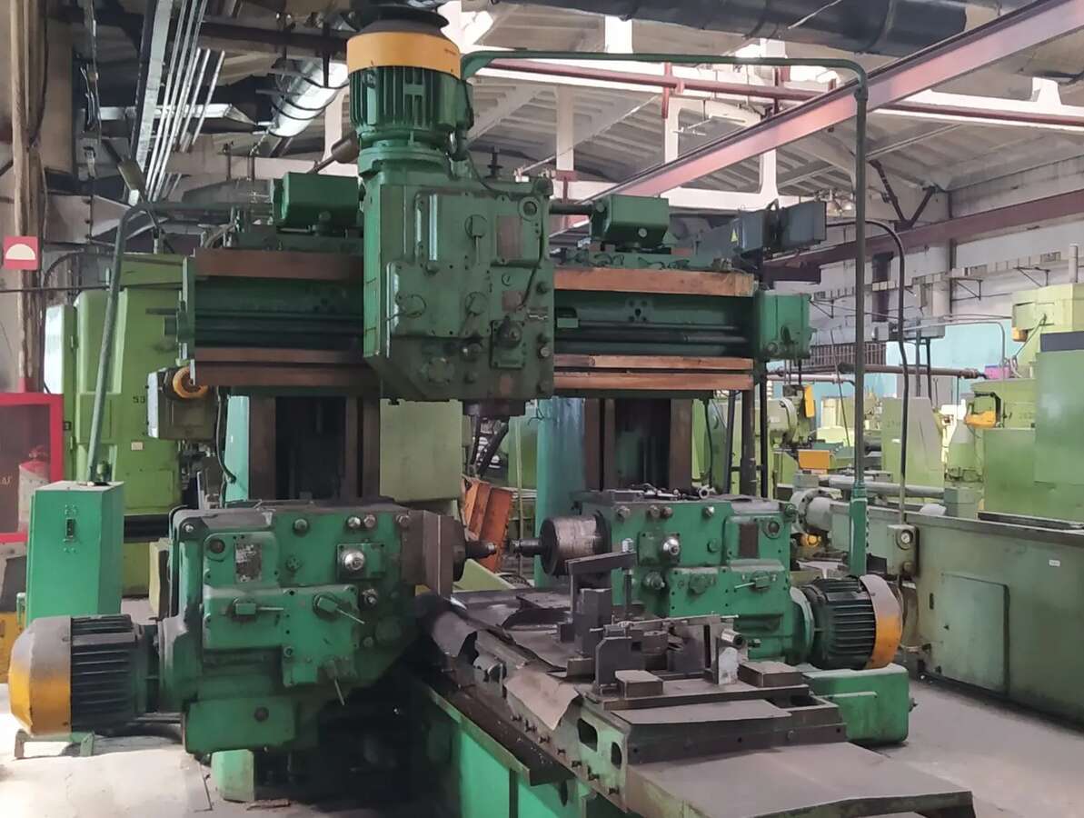 Станок продольно фрезерный 6632 1967г.в.