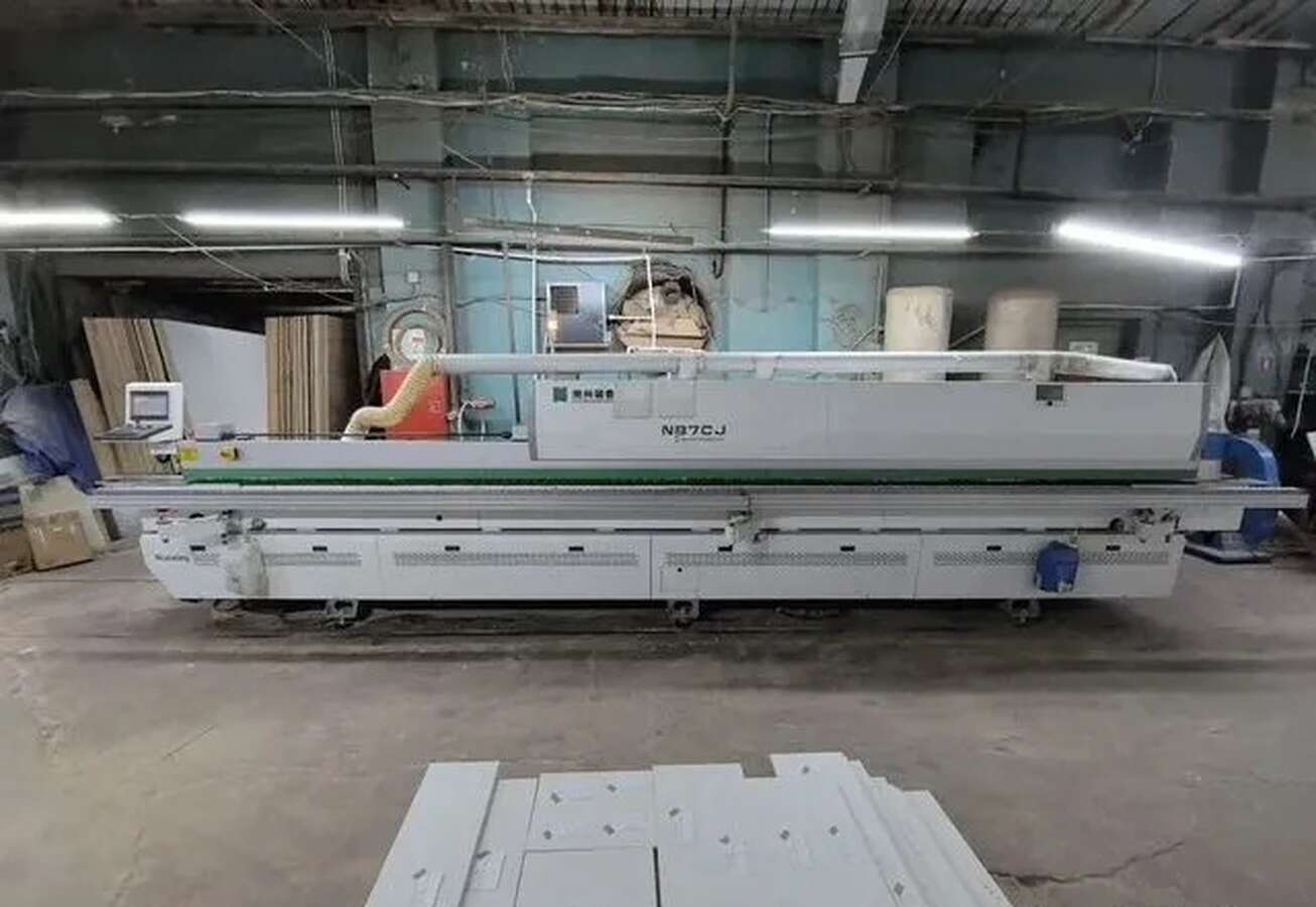 Кромкооблицовочный станок Nanxing NB7CJ