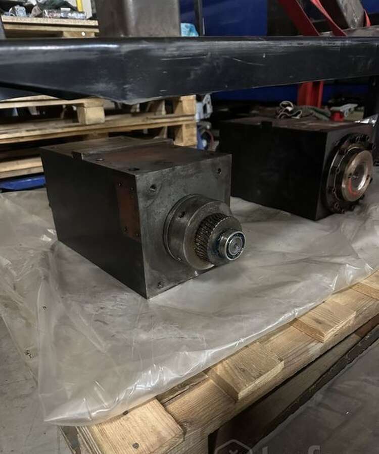 Листогибочный пресс Yangli WC67K-80/2500