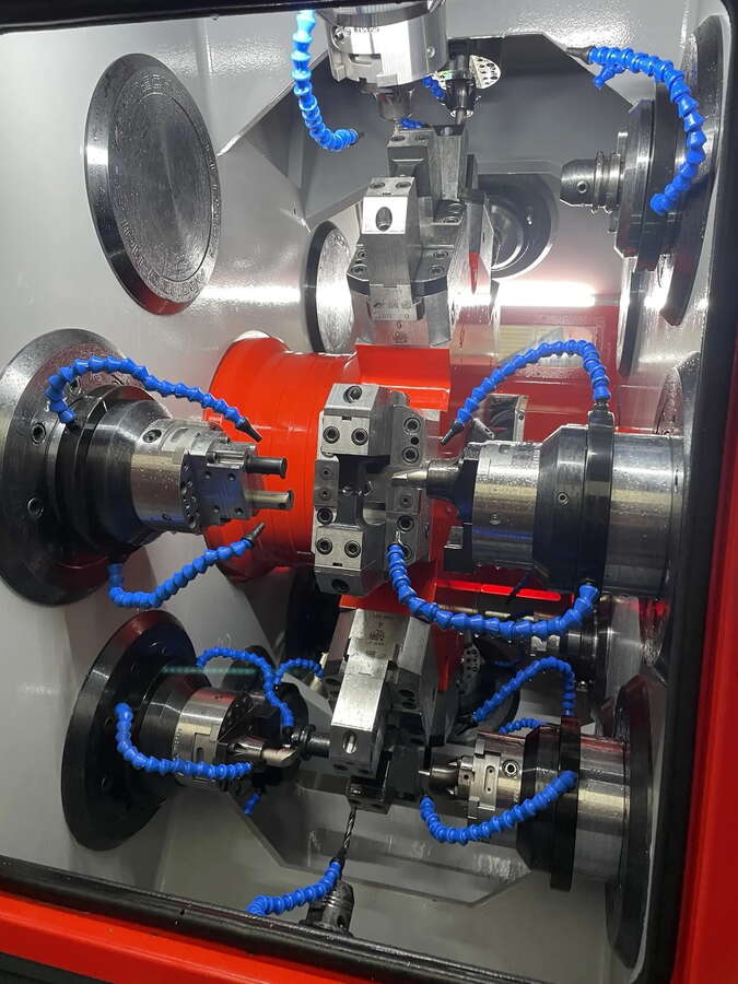 Обрабатывающий центр CNC PRO ROBO MITSUBISHI