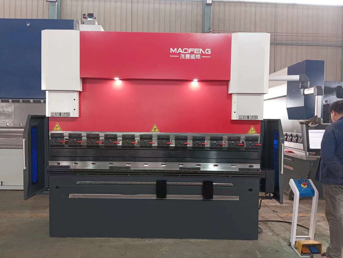 Пресс гидравлический MAOFENG MFK-125T*3200