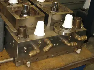 Термопластавтомат Krauss Maffei KM175/200 CV3