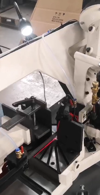 MetalTec BS 270 FH ручной ленточнопильный станок для резки металла