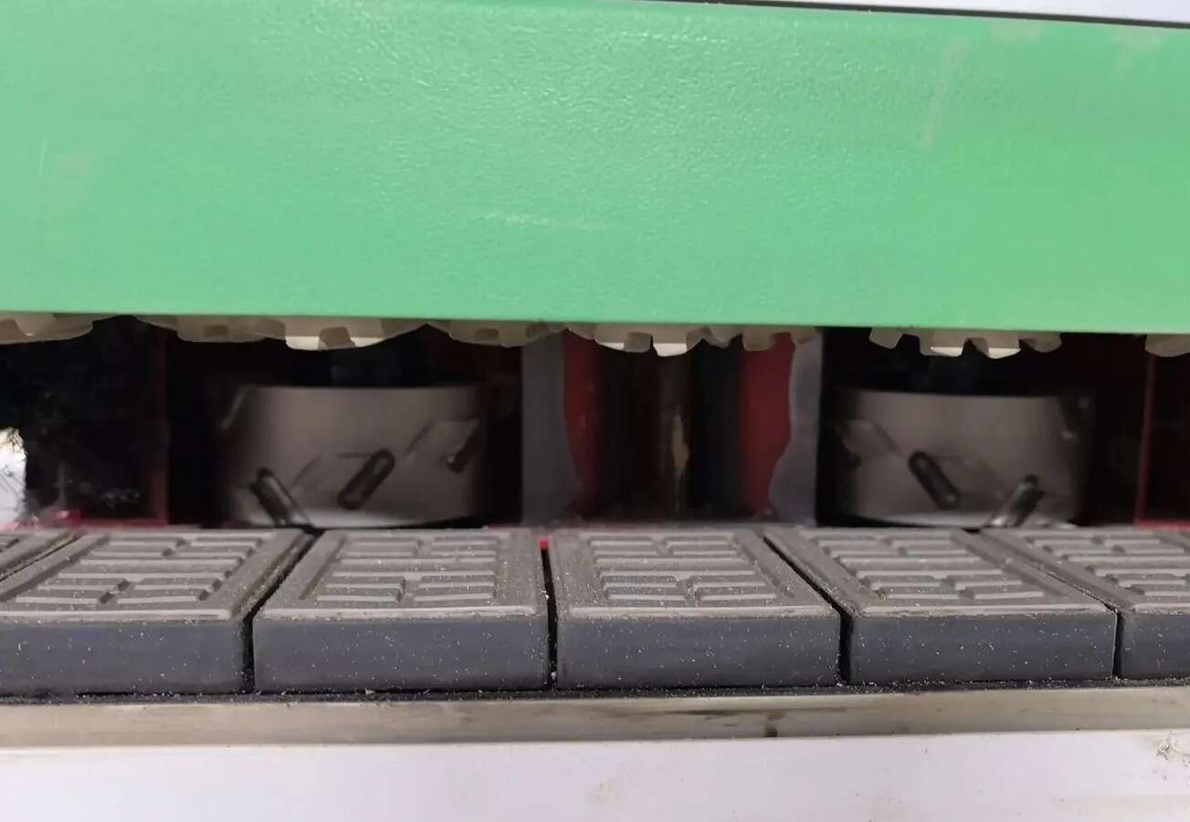 Кромкооблицовочный станок Nanxing NB7CJ