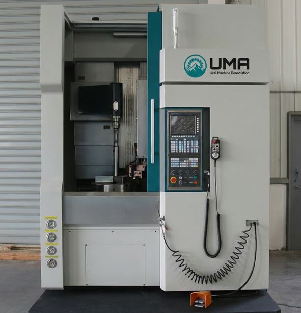 Вертикальный токарно-фрезерный станок с ЧПУ UMA VTC6560W