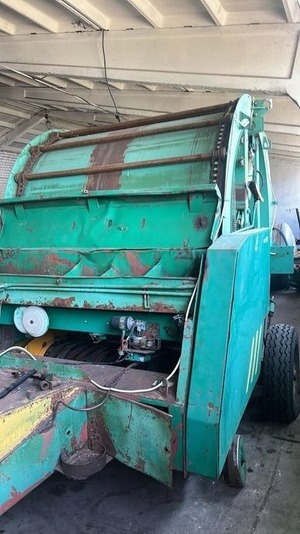 Пресс-подборщик ПРФ-180