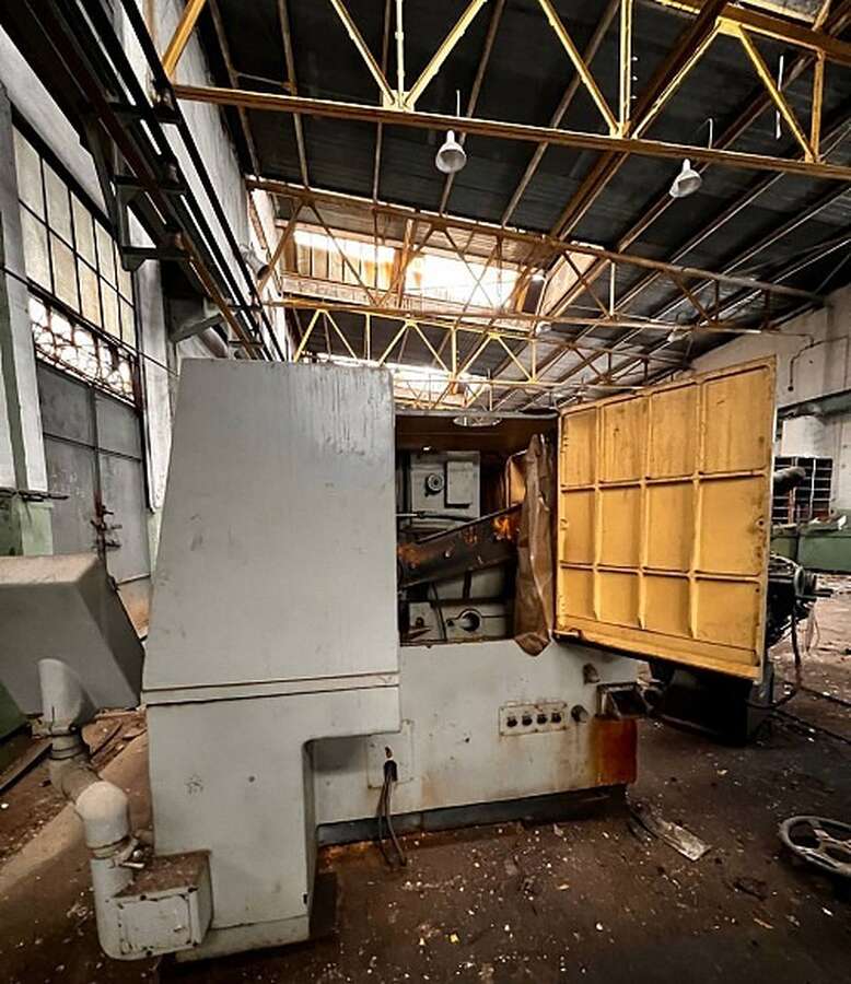 Станок резьбошлифовальный 5К822В