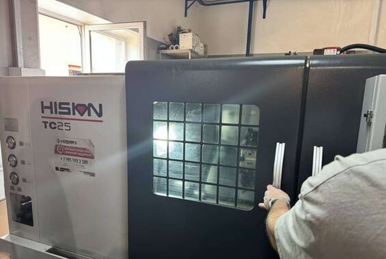 Токарный станок с ЧПУ HISION TC 25*1000 СЕ новый