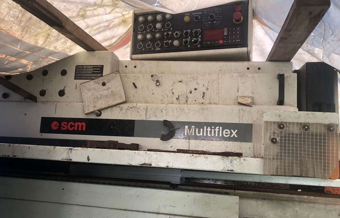 Угловой центр SCM MULTIFLEX C