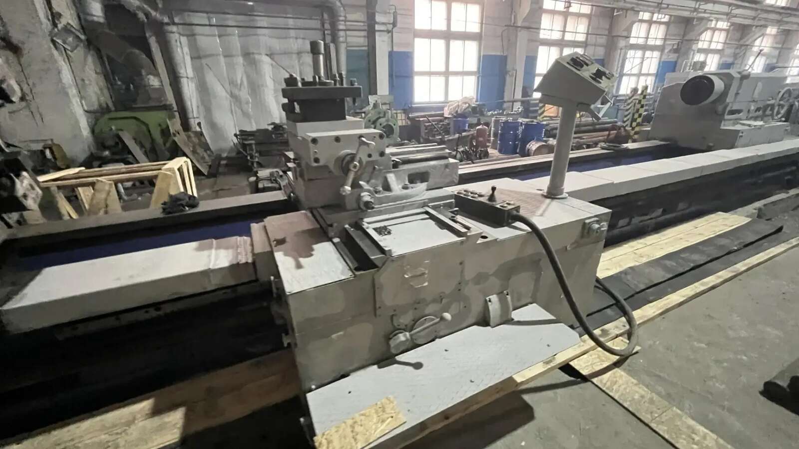 Станок токарно-винторезный 1А660