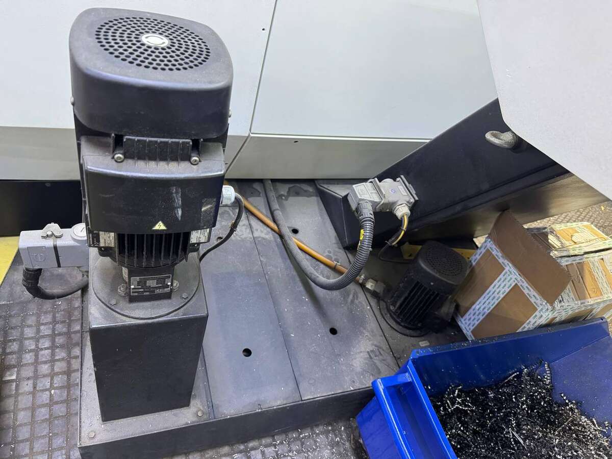 Обрабатывающий центр DMG MORI CMX 70 U 2017г.в.