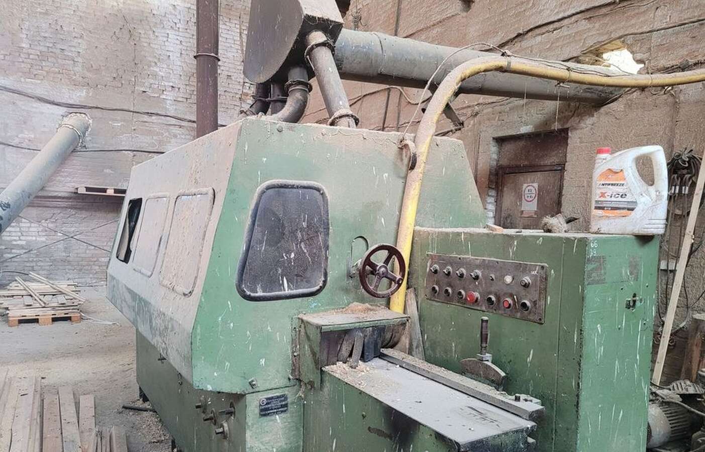 Станок строгальный четырёхсторонний  С25-4
