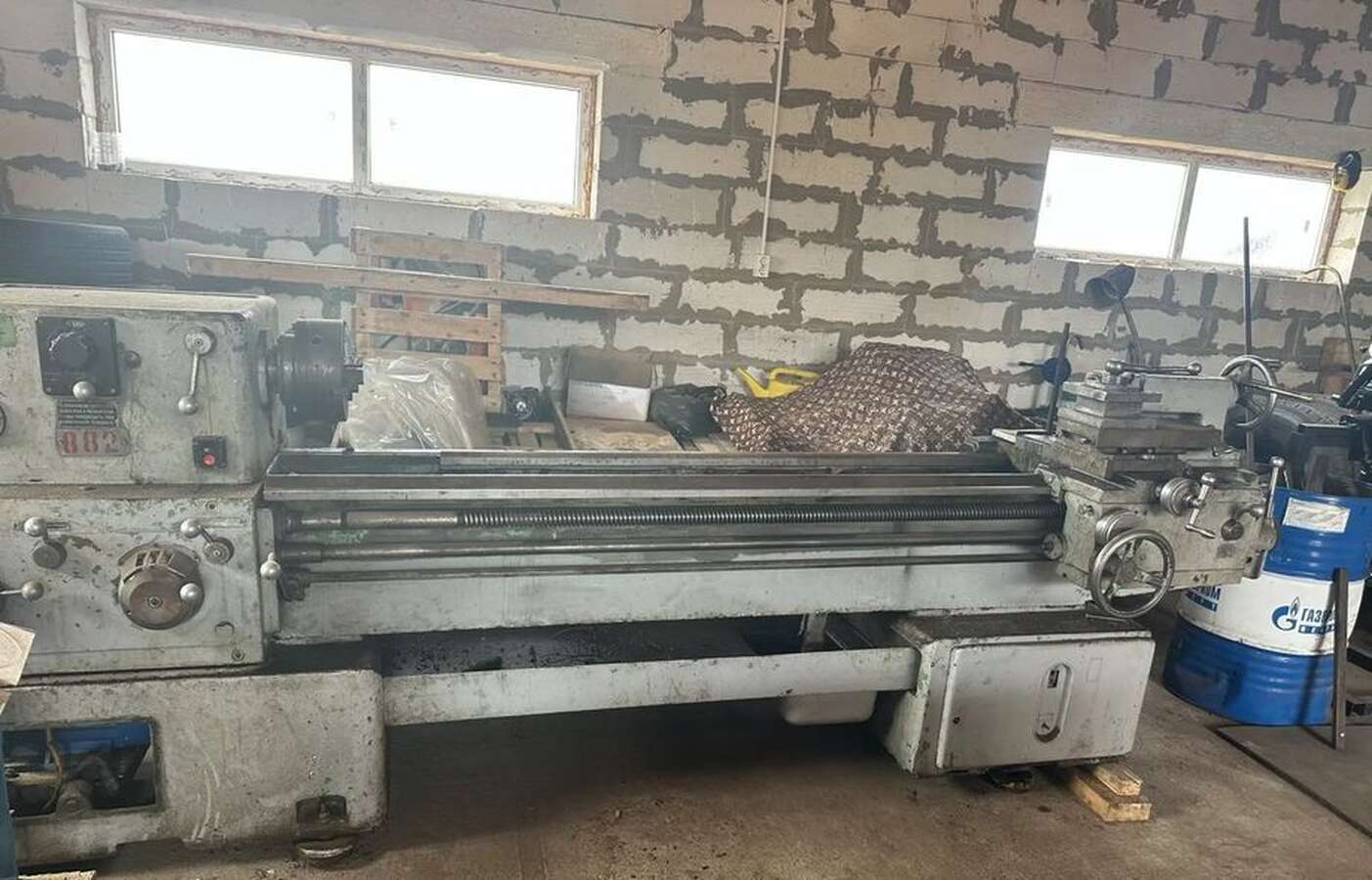 Станок токарно-винторезный универсальный 1А625