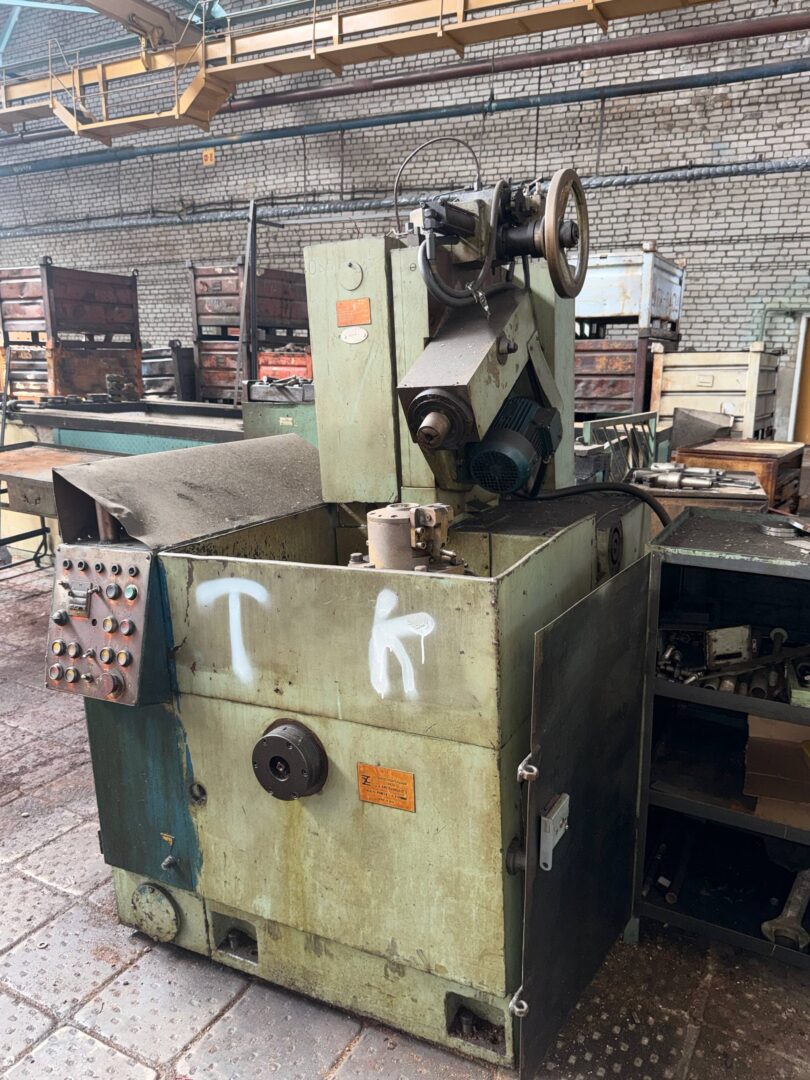 Зубозаостряющий станок кн60 (2)