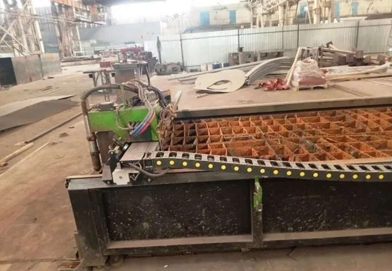 Станок плазменной резки 1500x6000 с ЧПУ