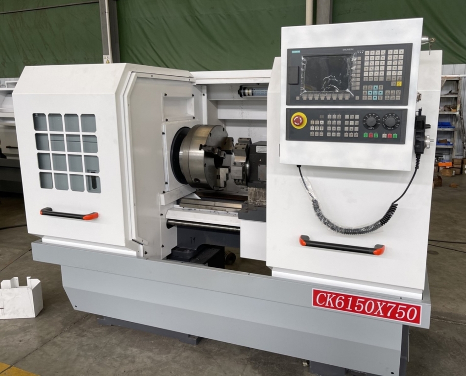 Токарный станок с ЧПУ Realrez CK 6150