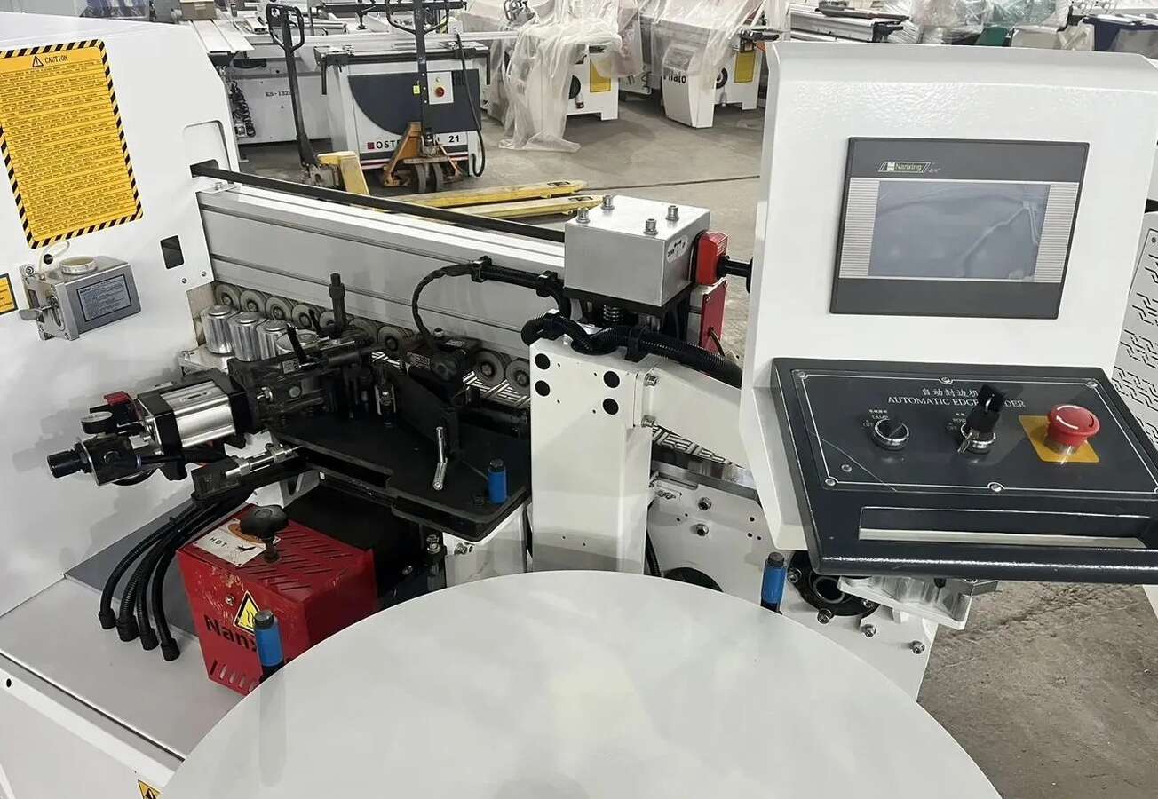 Станок кромкооблицовочный Nanxing NBC 332S