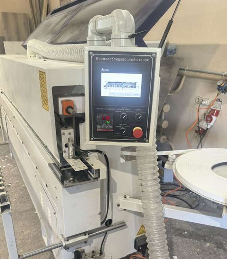 Кромкооблицовочный станок DELTAMACHINERY DM-400