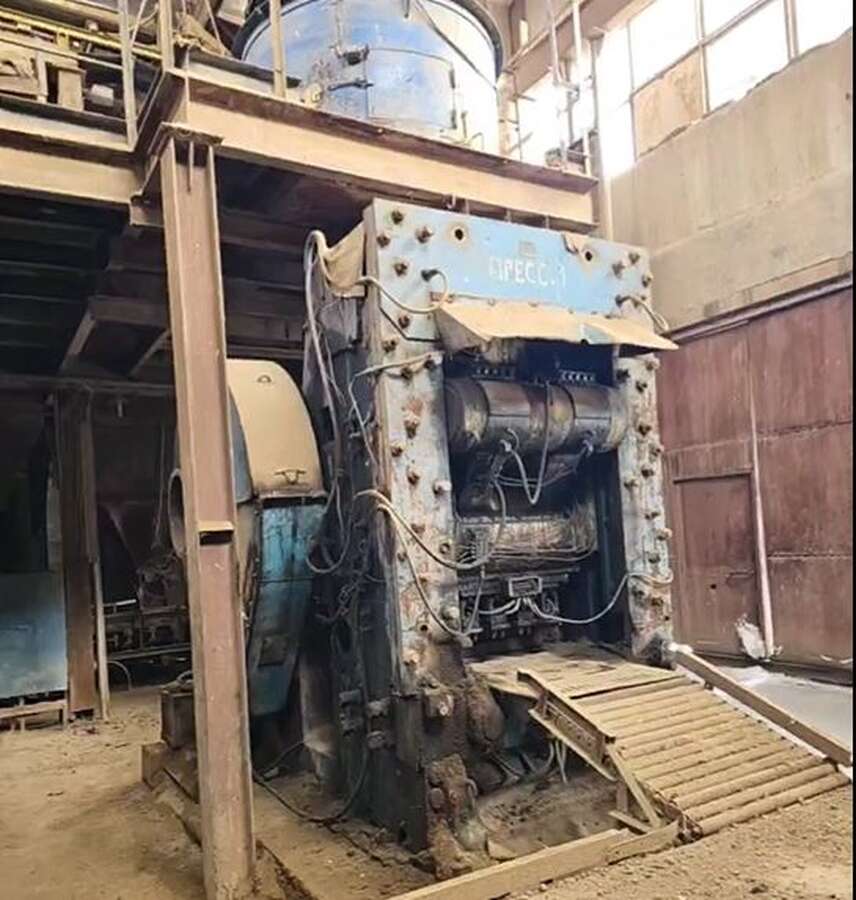 Пресс полусухого прессования СМ1085Б