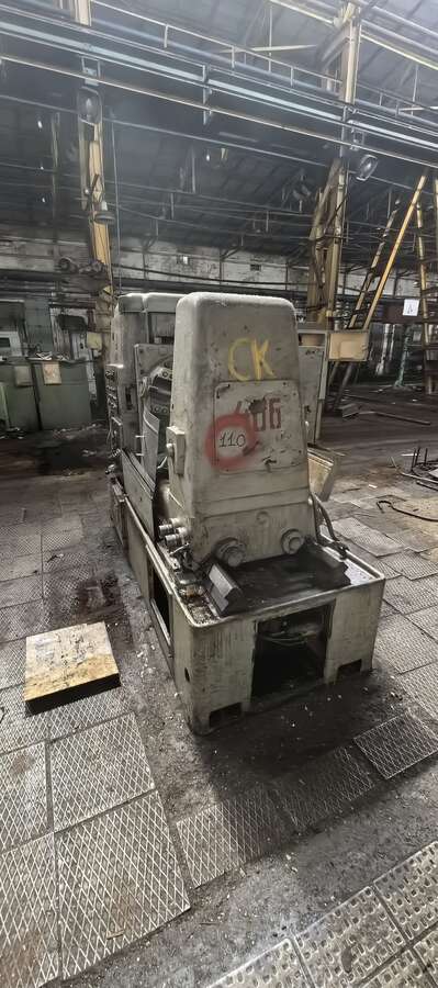 Зубофрезный станок 5К32П