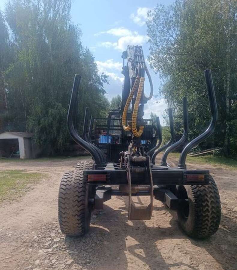 Трактор в сцепке МТЗ 892.2