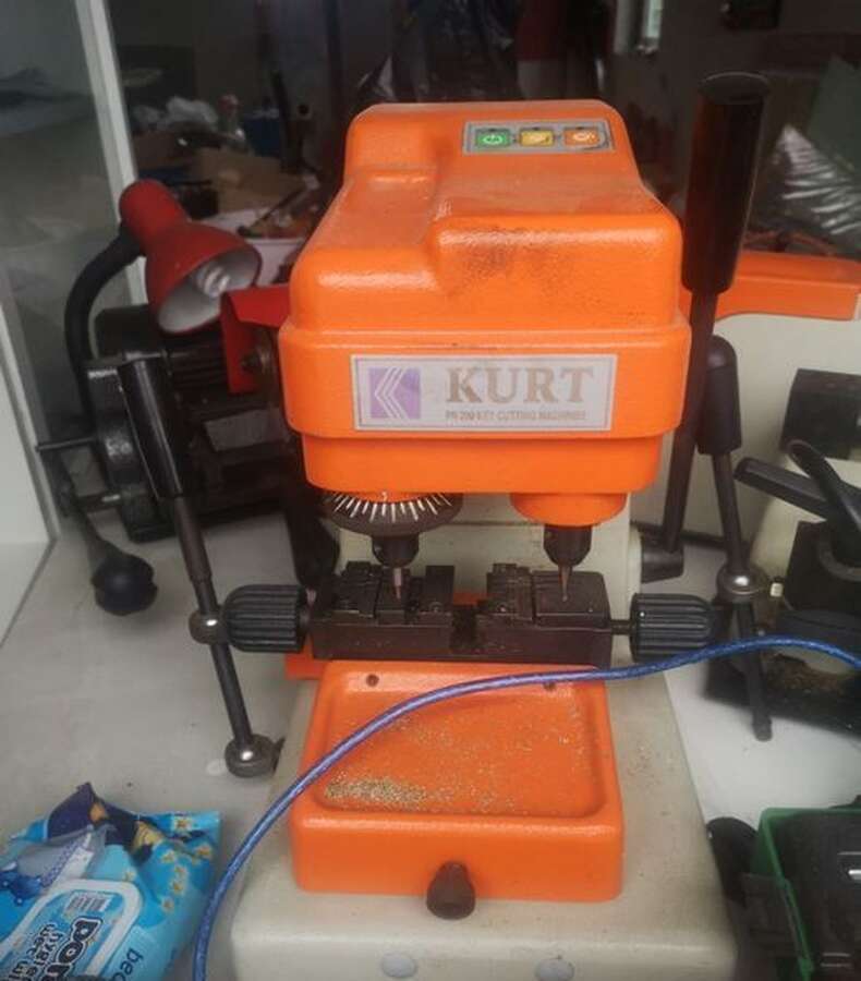Оборудование для изготовления ключей KURT
