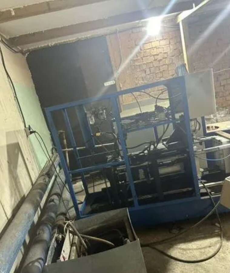 Полуавтомат выдува ПЭТ