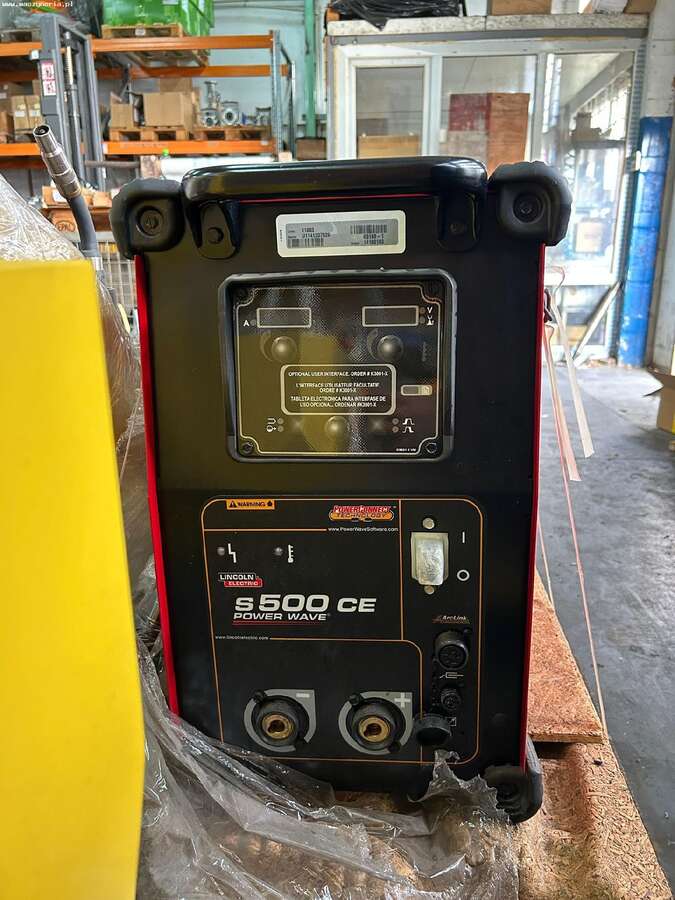 Роботизированная сварочная станция FANUC M-710iC