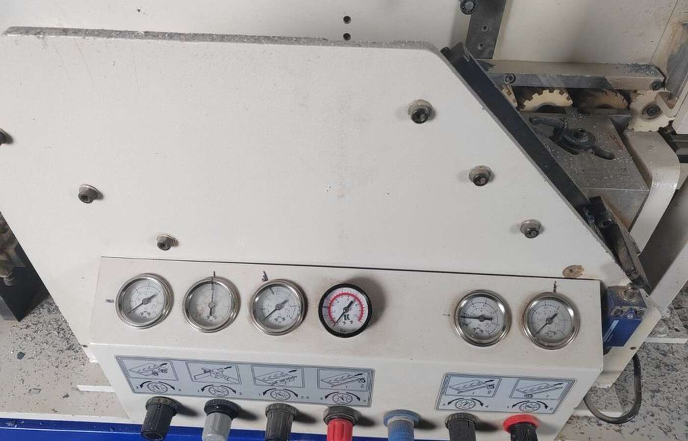 Станок кромкооблицовочный Filato FL-530
