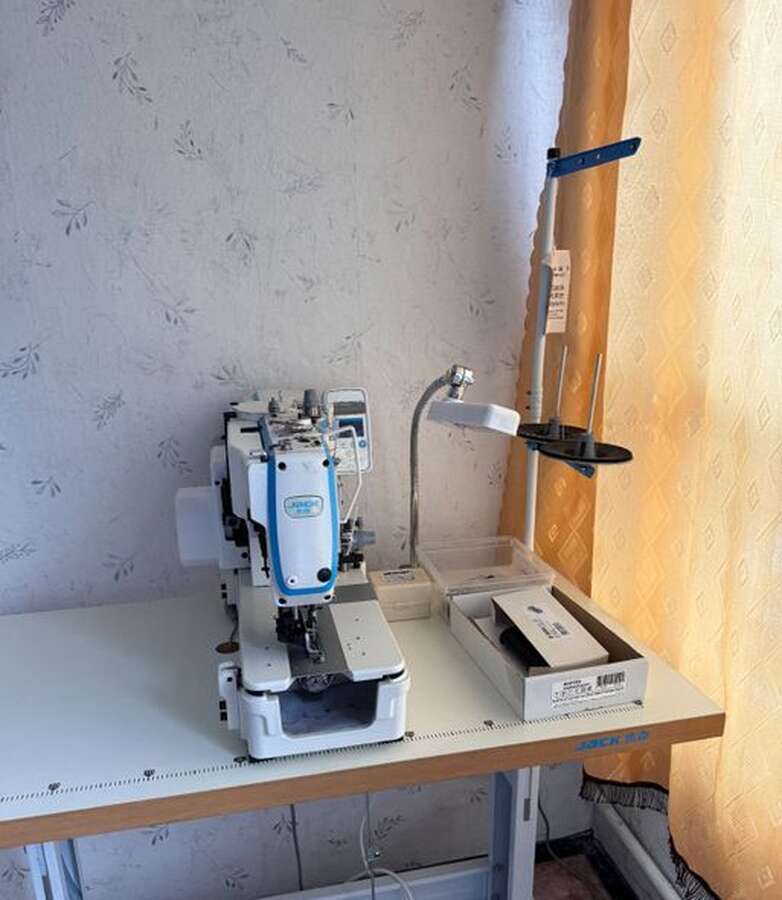 Петельная швейная машина Jack T782G-Z