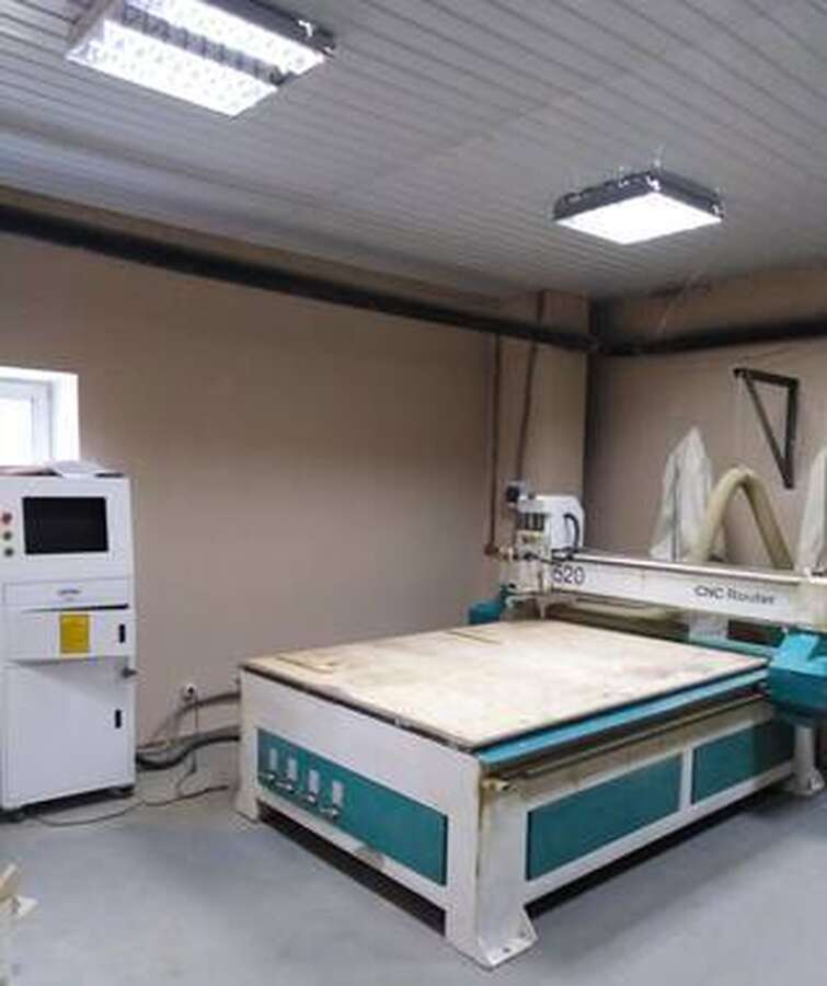 Фрезерно-гравировальный станок с ЧПУ 1520 CNC Router