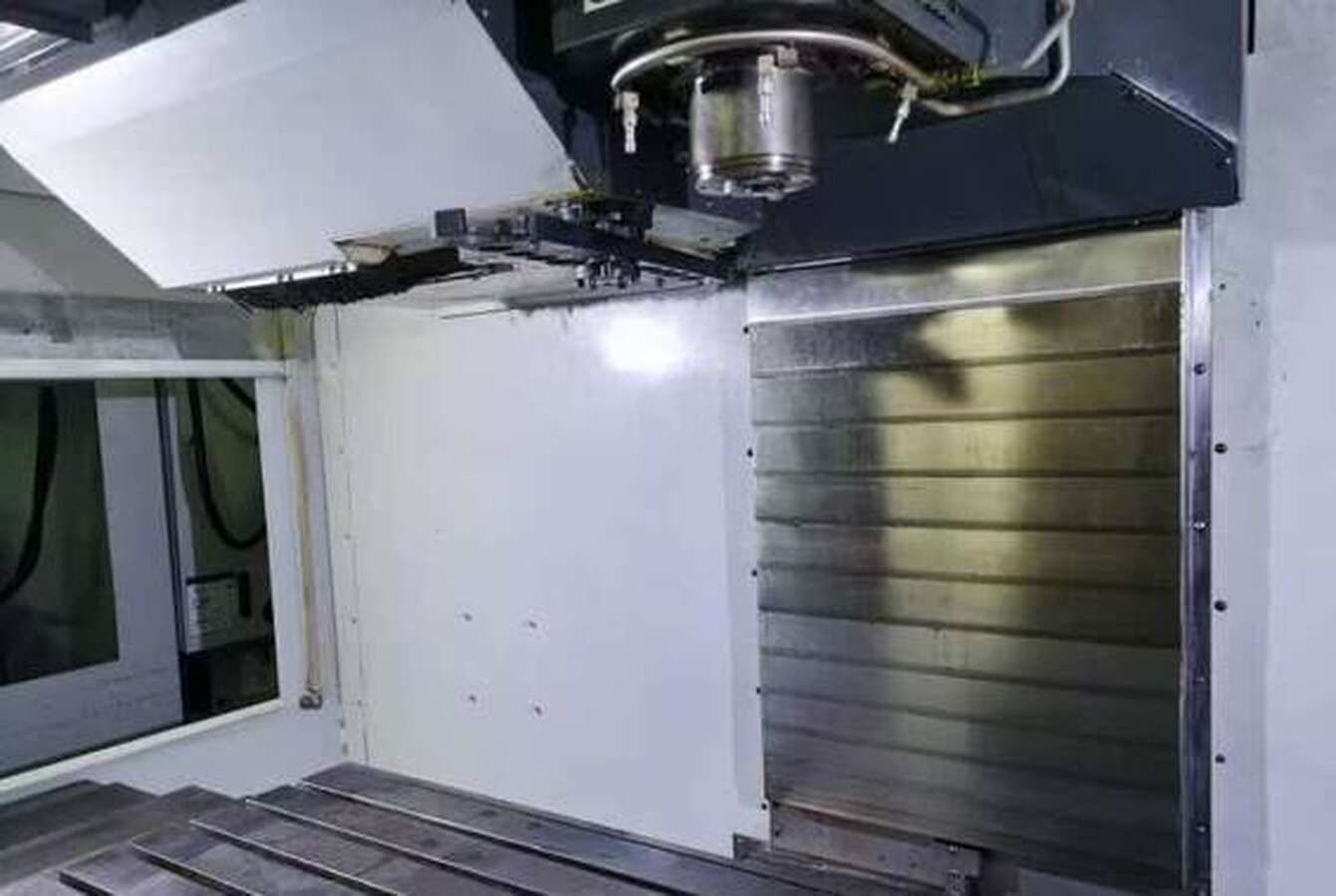 Вертикально-фрезерный центр Haas VF-4ss