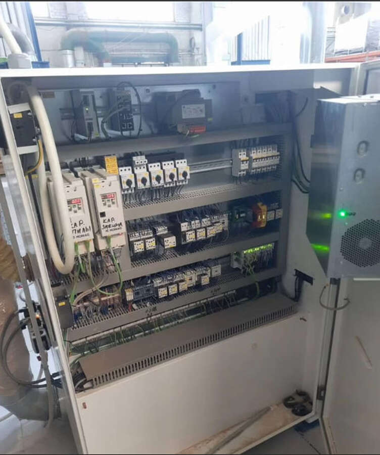 Раскроечный центр homag sawteq B-200
