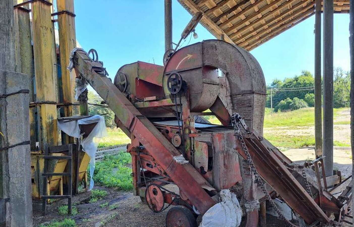 Очиститель вороха самопередвижной ОВС-25