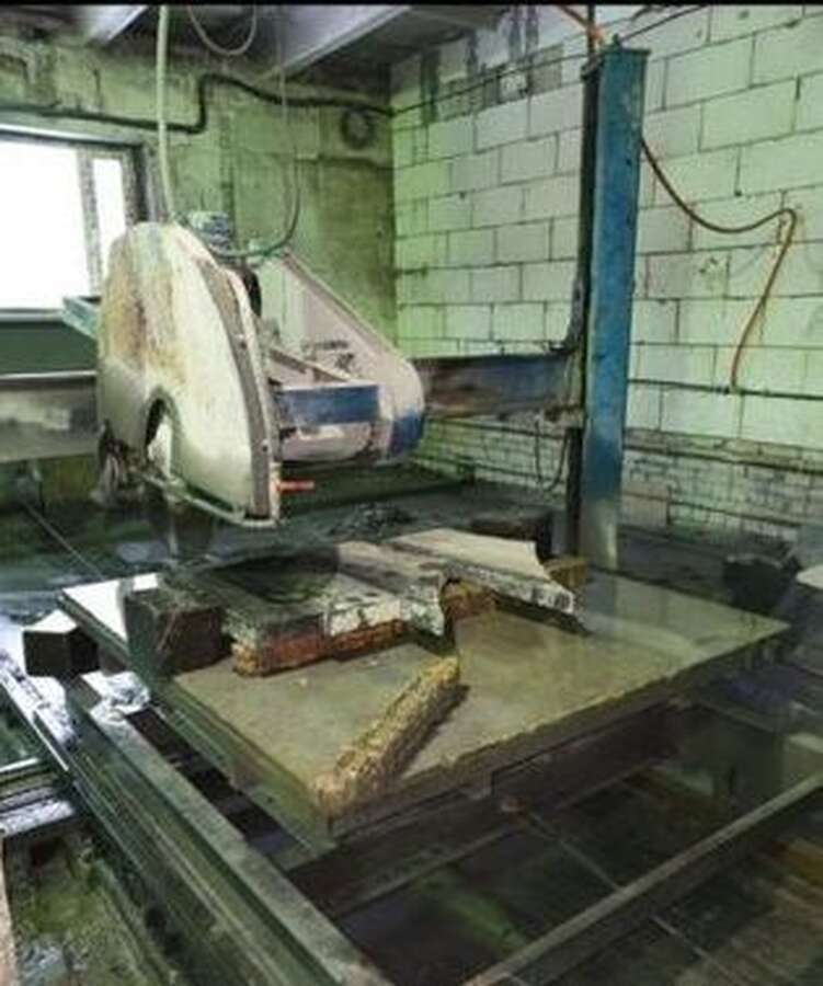 Станок для резки изделий из гранита