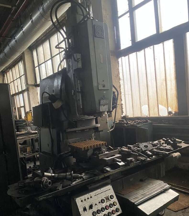 Фрезерный станок ГФ2171С5 под модернизацию