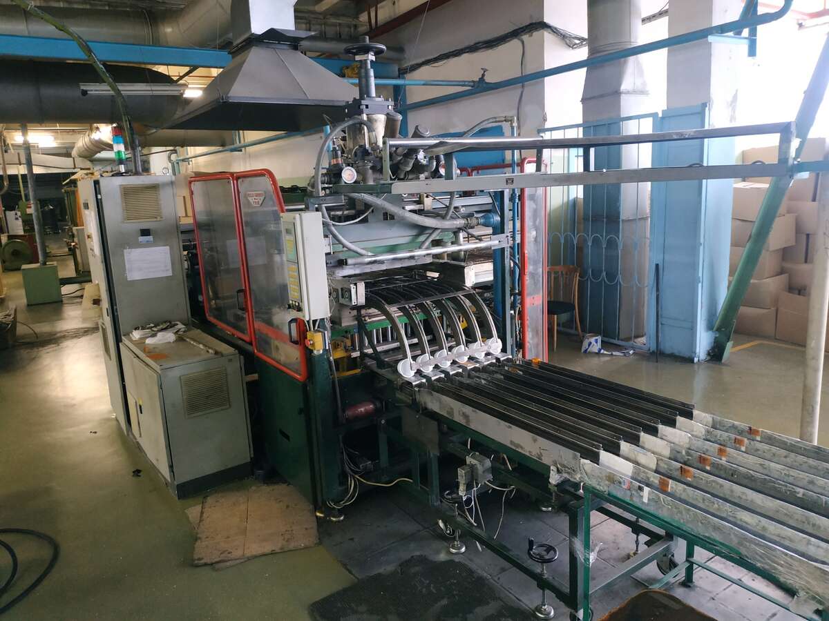 Термоформовочная машина Rigo Group Speedy 7235