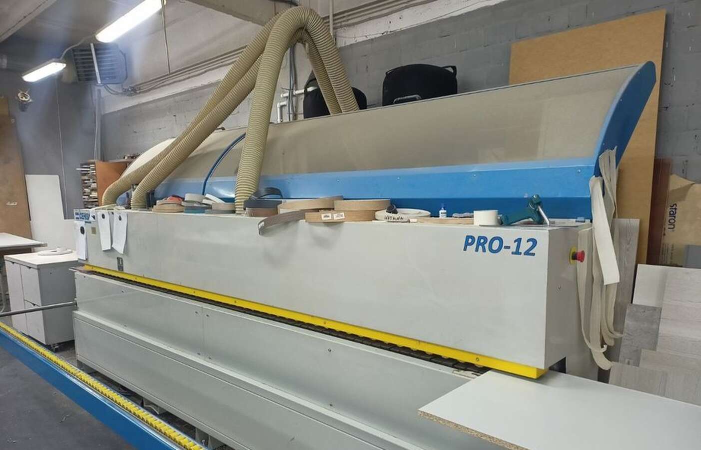 Кромкооблицовочный станок CEHISA Pro12