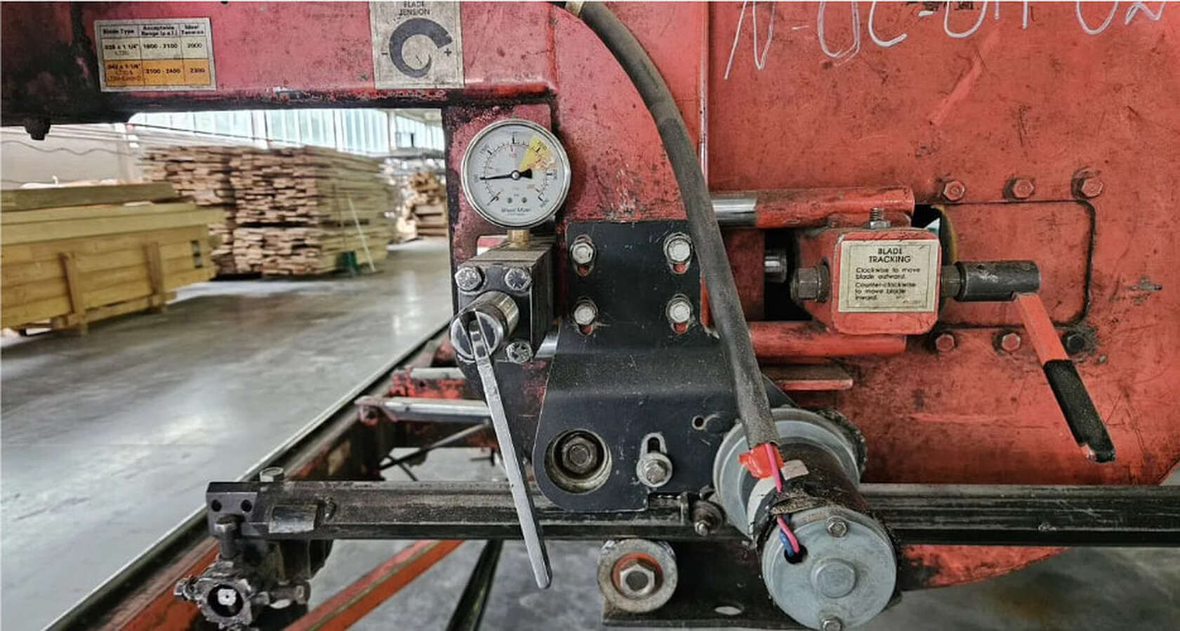 Ленточная пилорама Wood-Mizer LT40 Польша