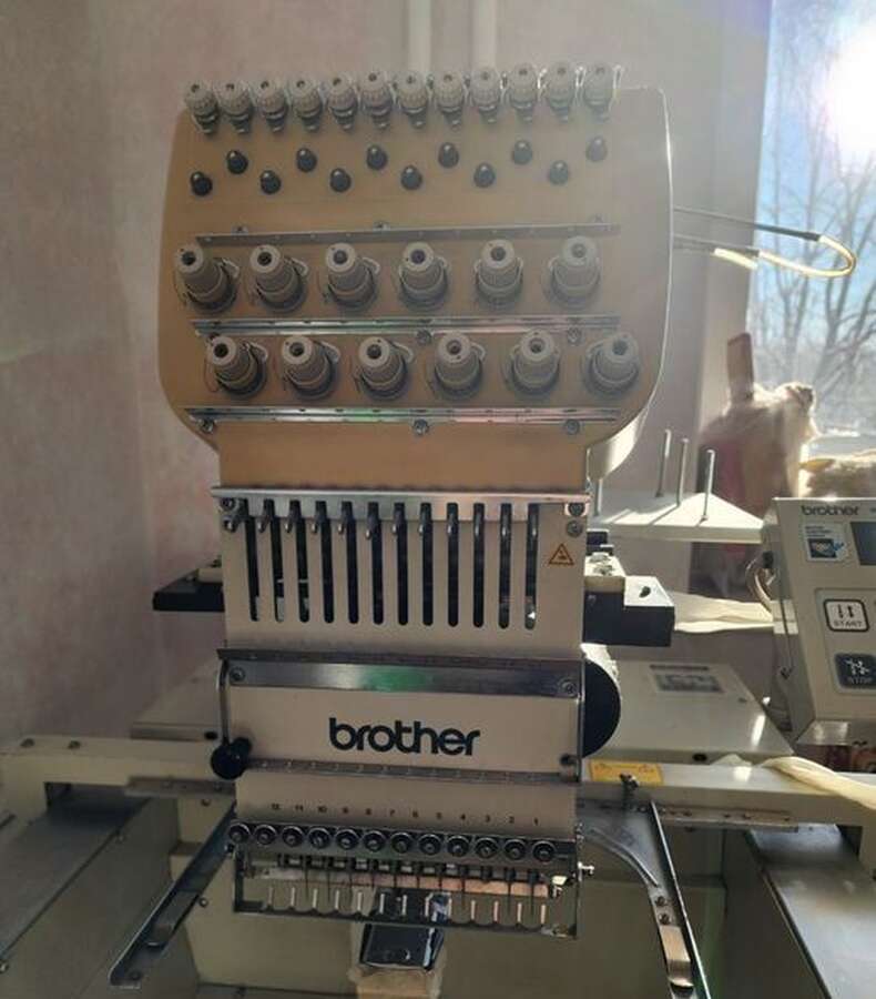 Вышивальная машина Brother BE-1201B-AC