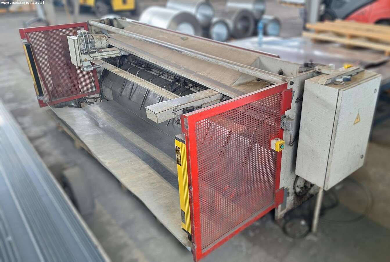 Гильотинные ножницы BAYKAL RGS 3150x3