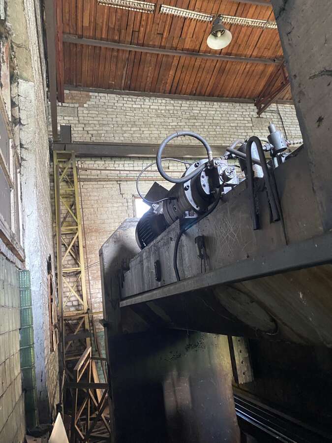 Листогибочный пресс И1432А 160 тонн усилие