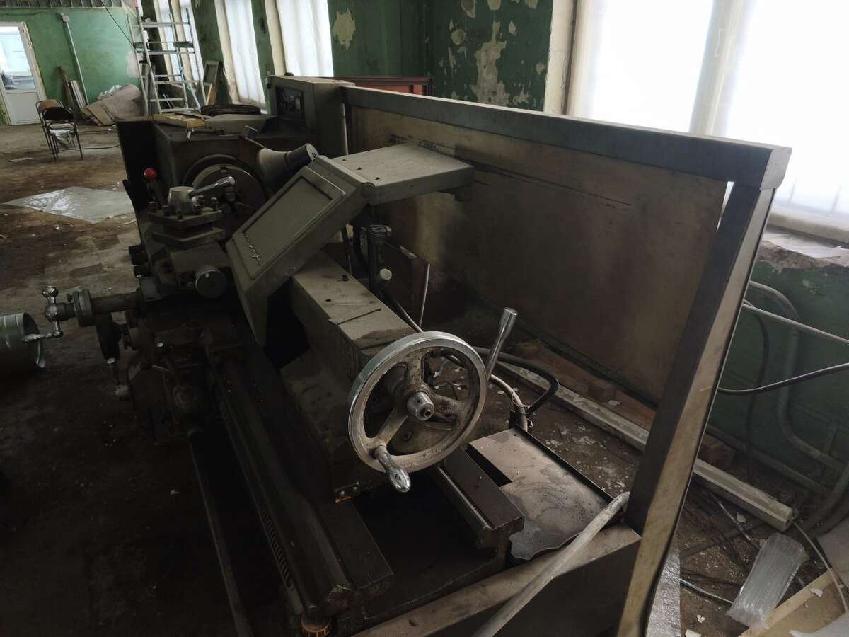 Станок токарно-винторезный МК6056