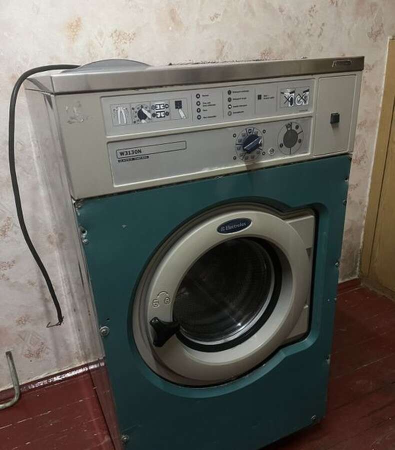 Промышленная стиральная машина Electrolux W3130N