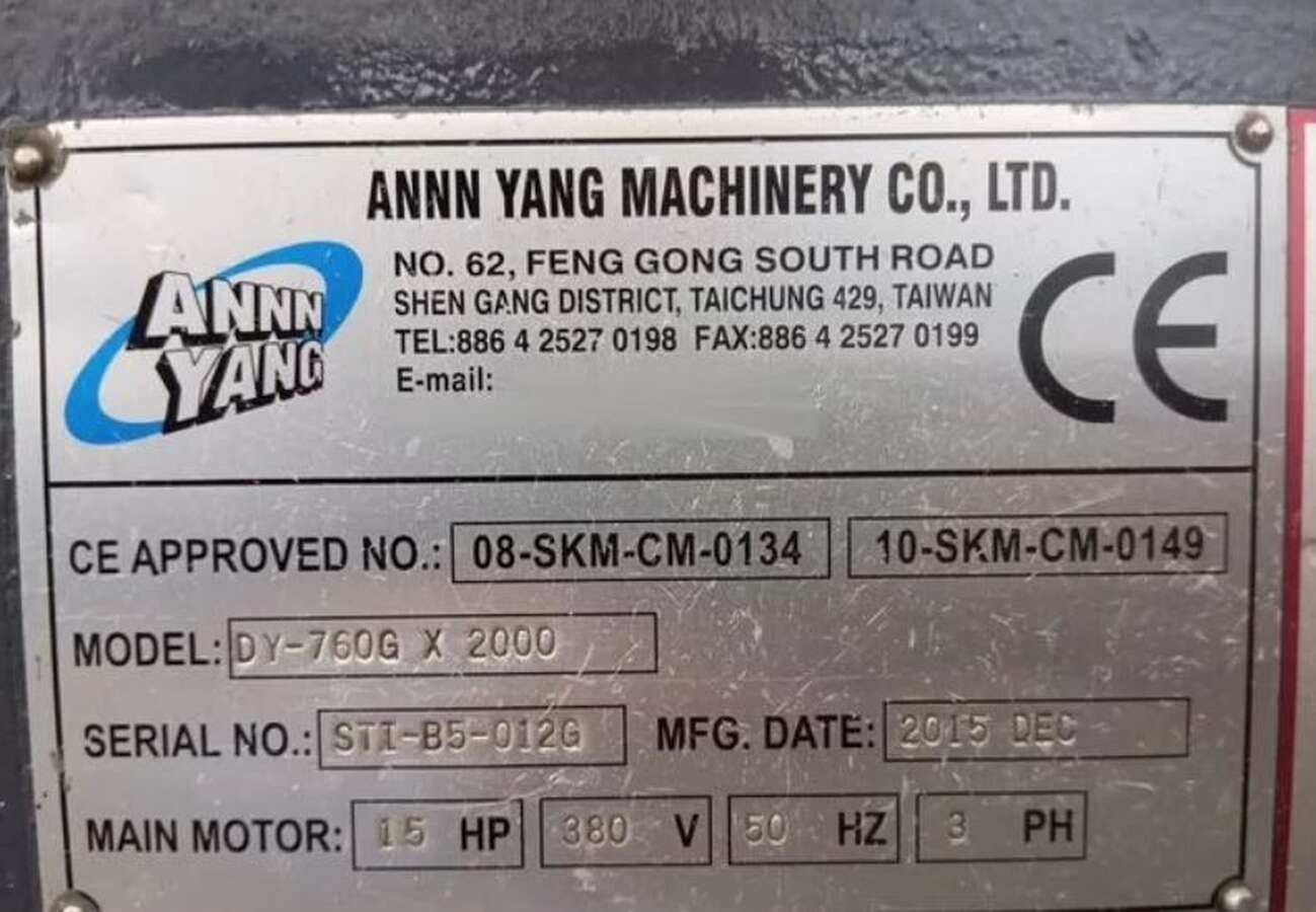 Станок токарно-винторезный ANNN YANG DY-760G с УЦИ