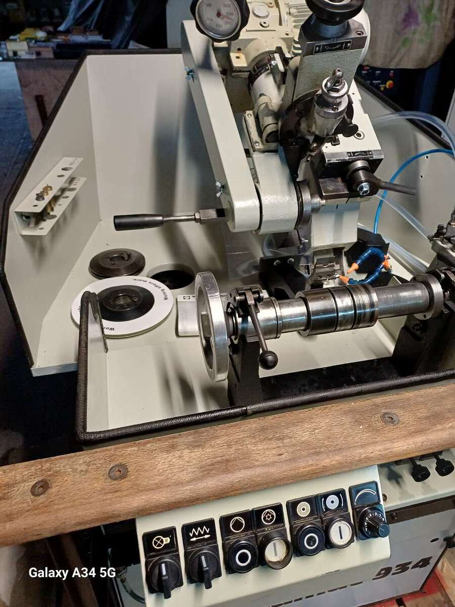 Заточной станок Weinig R934