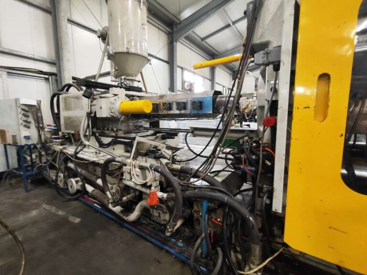 Термопластавтомат CLF 800T